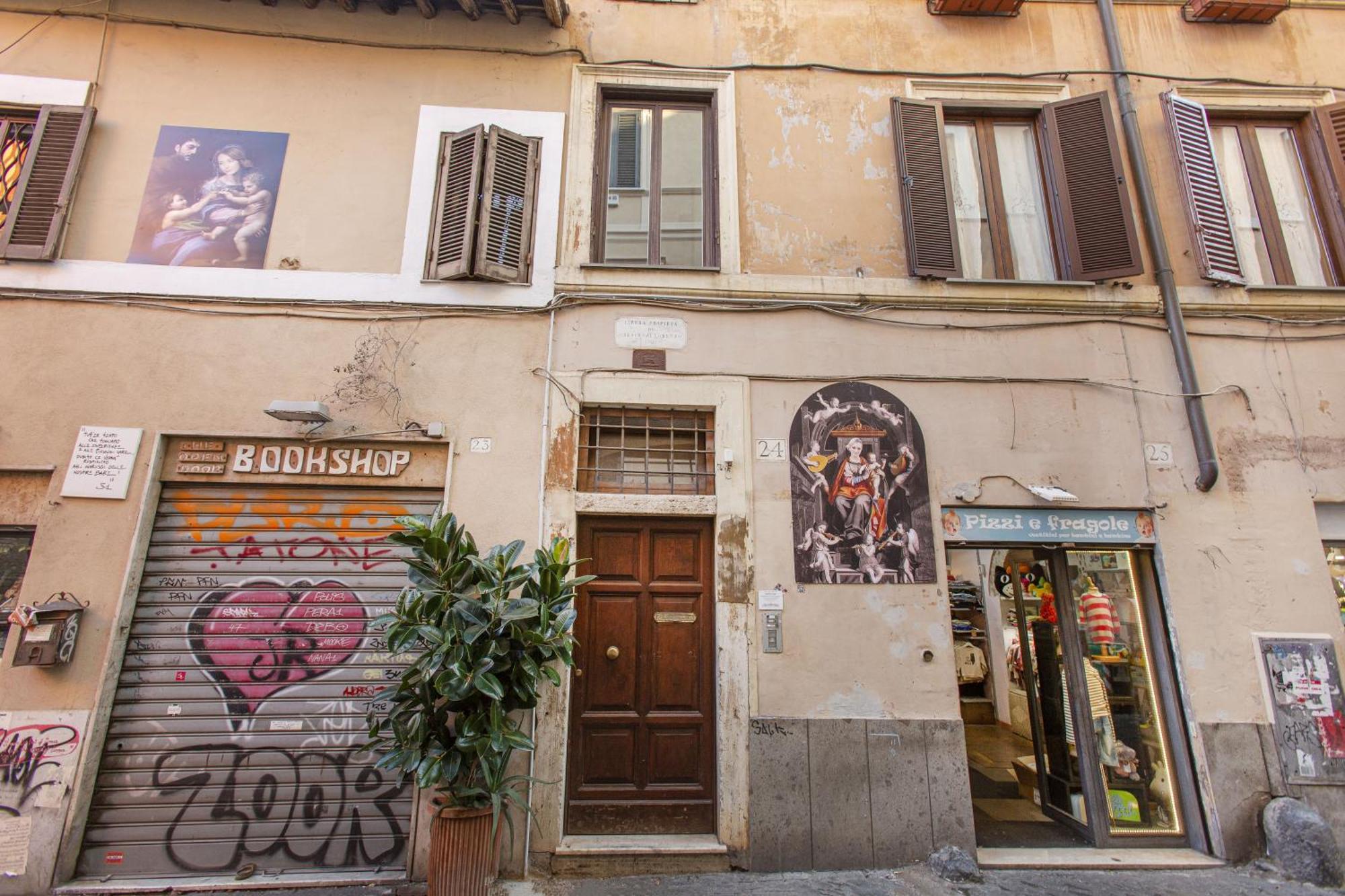 Happy Trastevere In Řím Exteriér fotografie